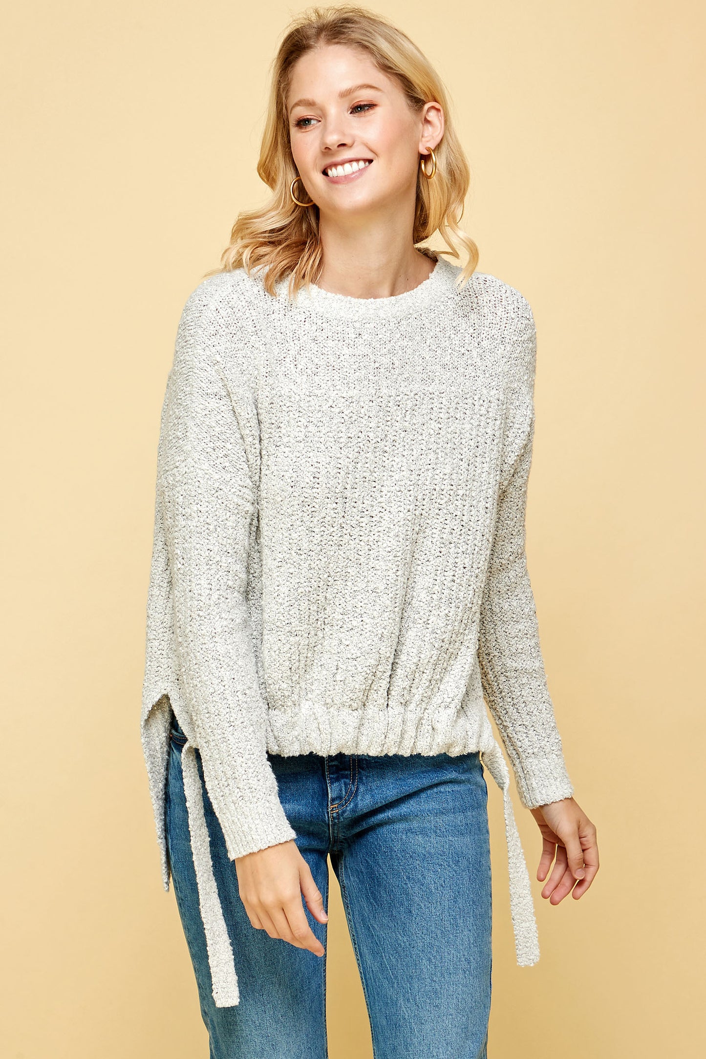 THICK KNIT HIGH LOW PULLOVER SWEATER IN IVORY