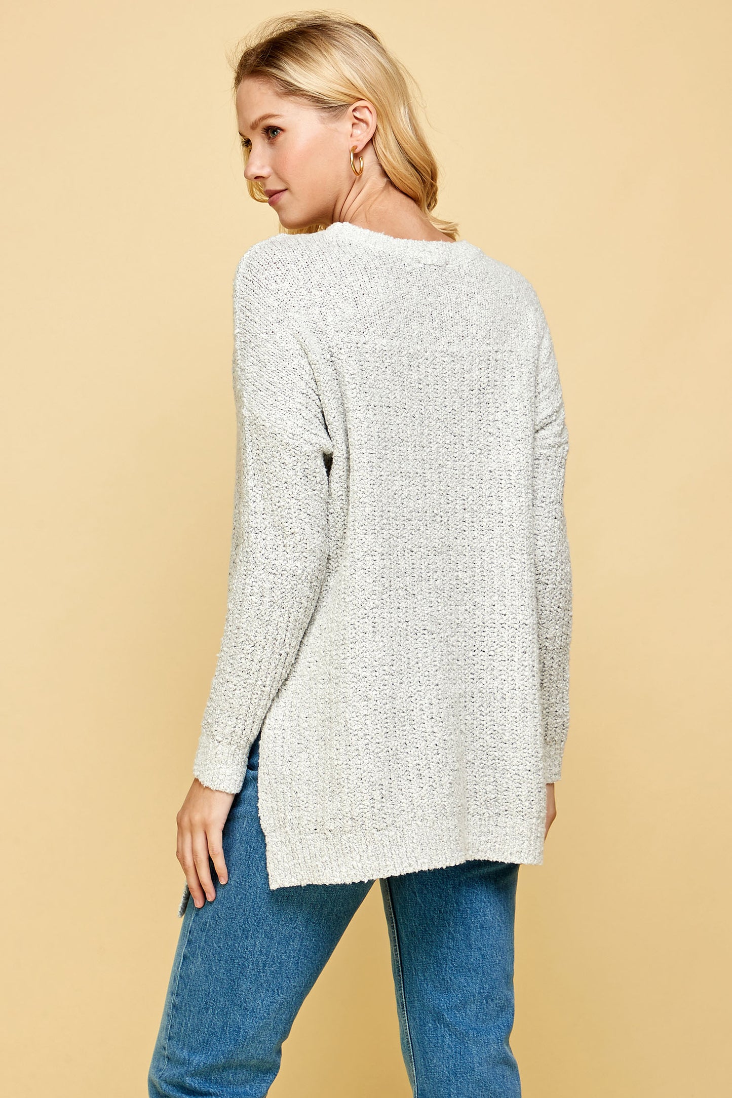 THICK KNIT HIGH LOW PULLOVER SWEATER IN IVORY