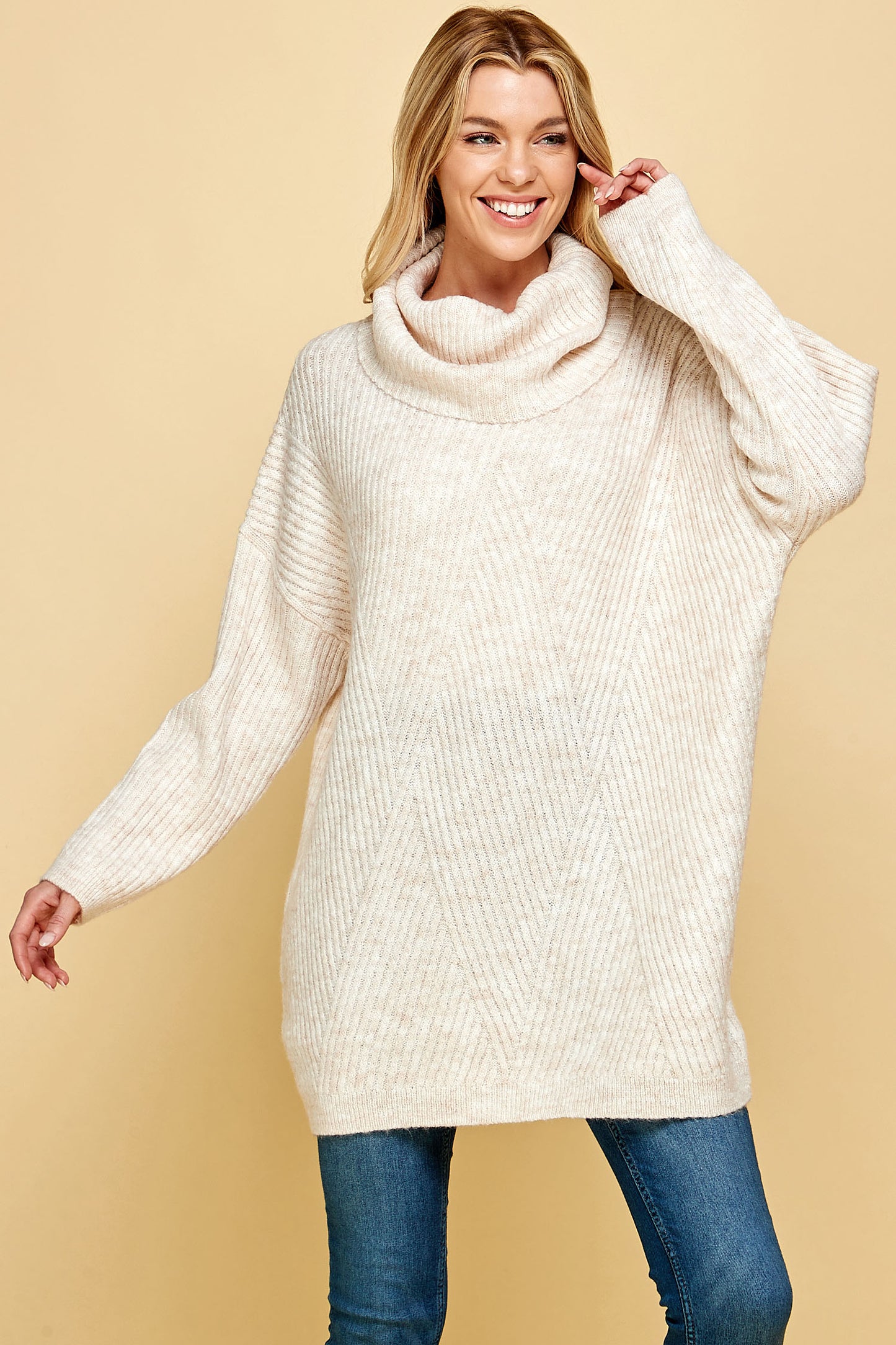 HEAVY KNIT LONG TURTLENECK IN IVORY