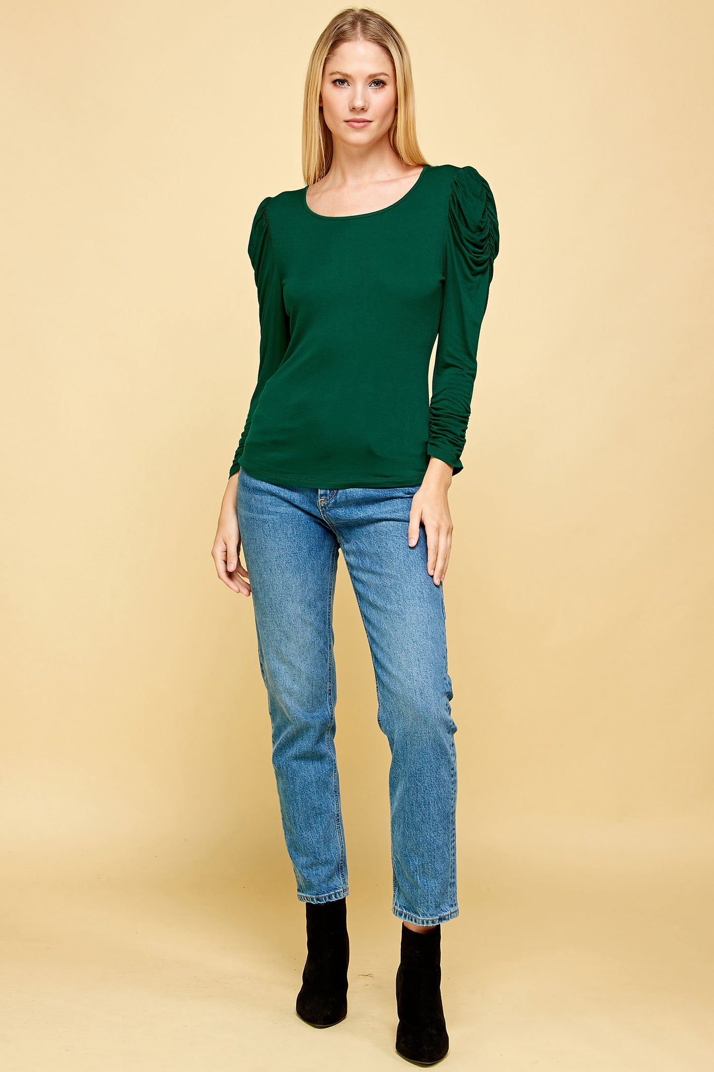 LONG SLEEVE SHIRRED SCOOP NECK TOP