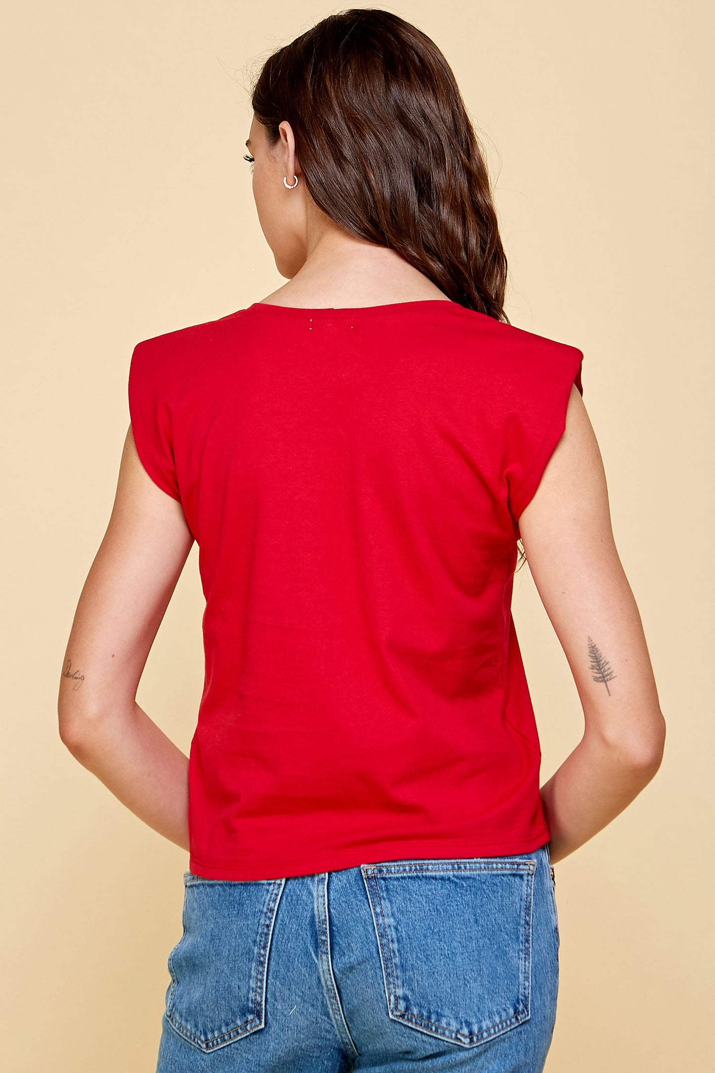 RED MUSCLE TEE WITH SHOULDER PADS