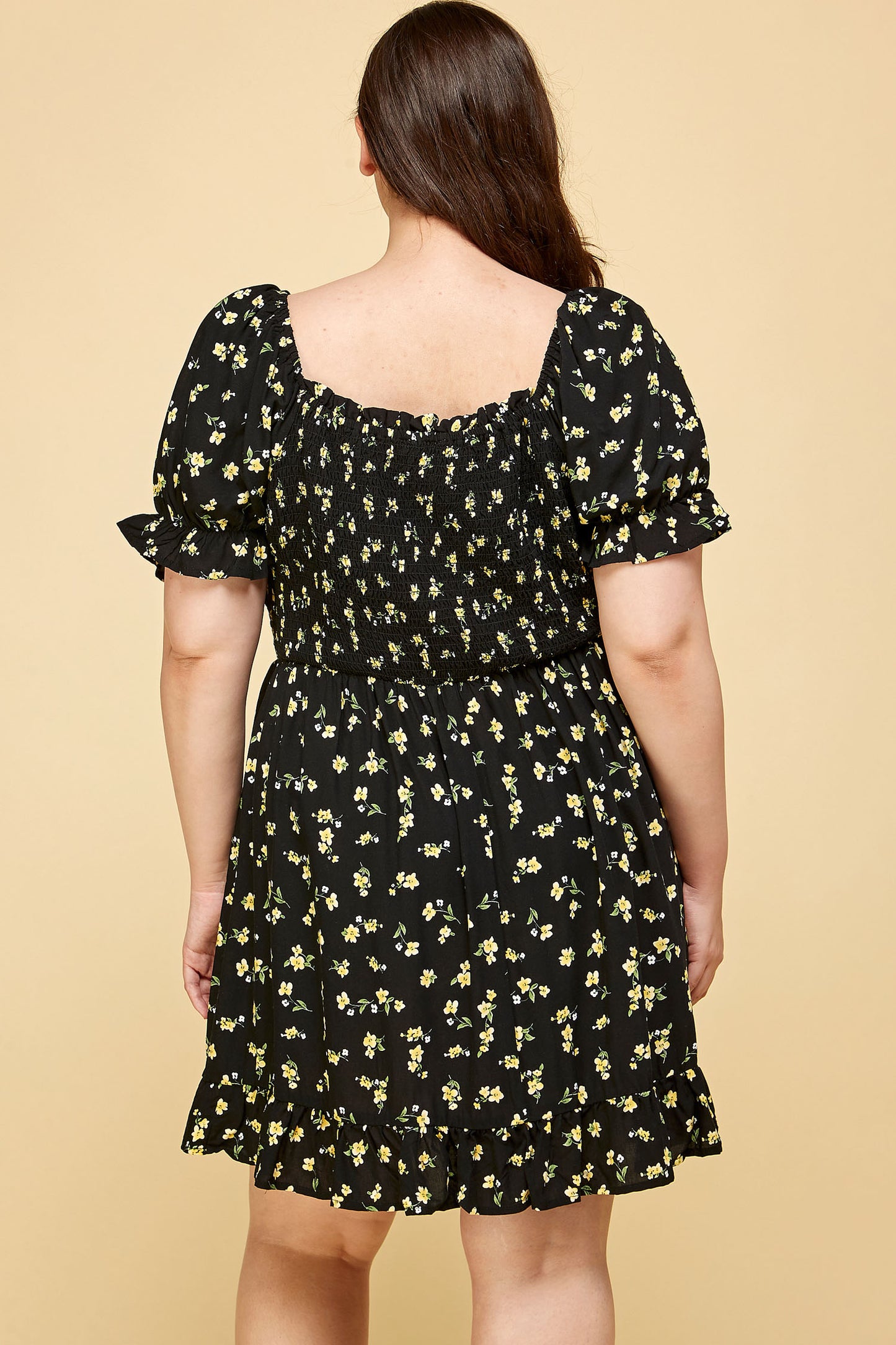 PLUS SIZE FLORAL BABYDOLL DRESS IN BLACK WITH YELLOW FLOWERS