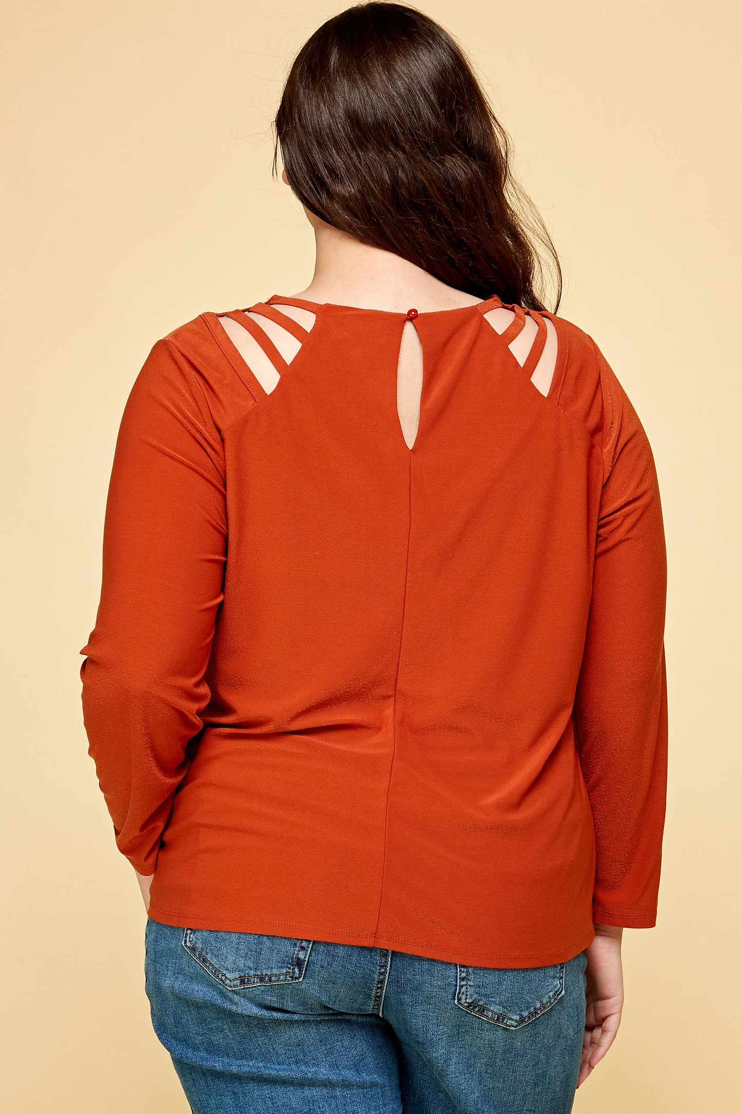 PLUS SIZE LONG SLEEVE CAGE SHOULDER TOP