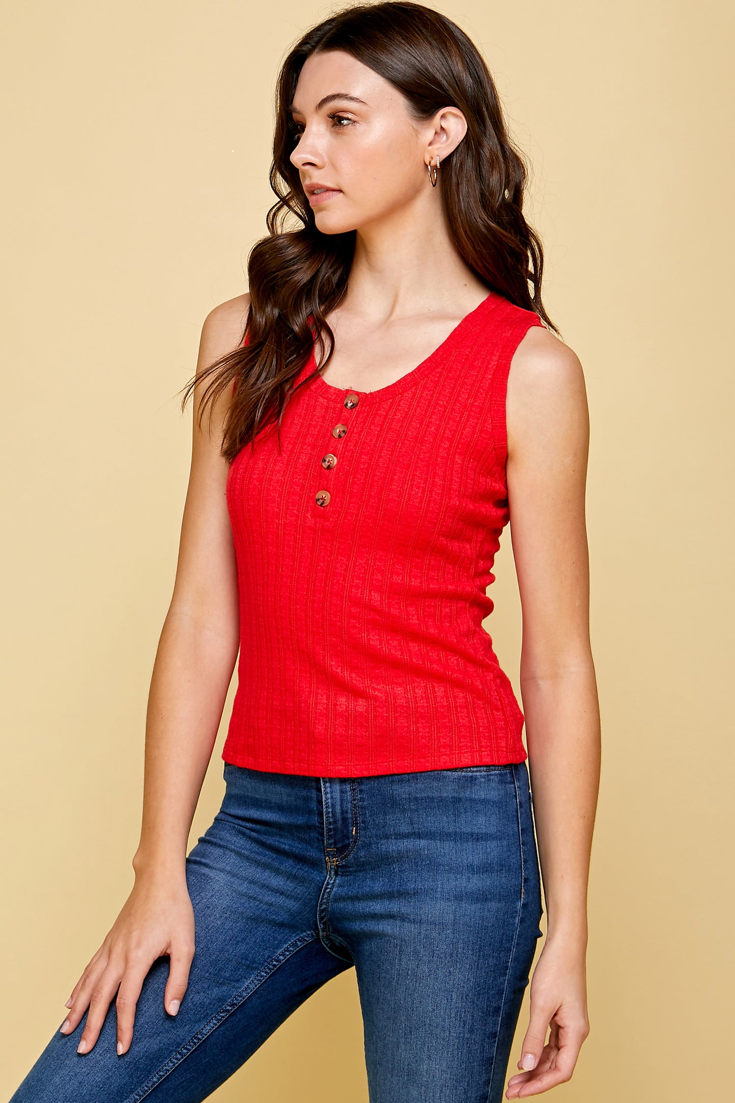 RED MIXED KNIT TANK WITH BUTTON CLOSURE DETAIL