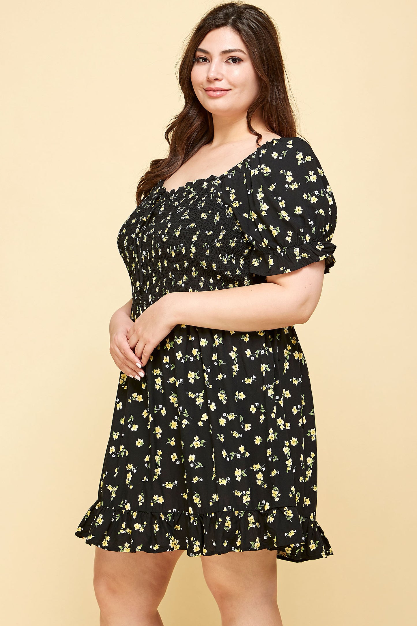 PLUS SIZE FLORAL BABYDOLL DRESS IN BLACK WITH YELLOW FLOWERS