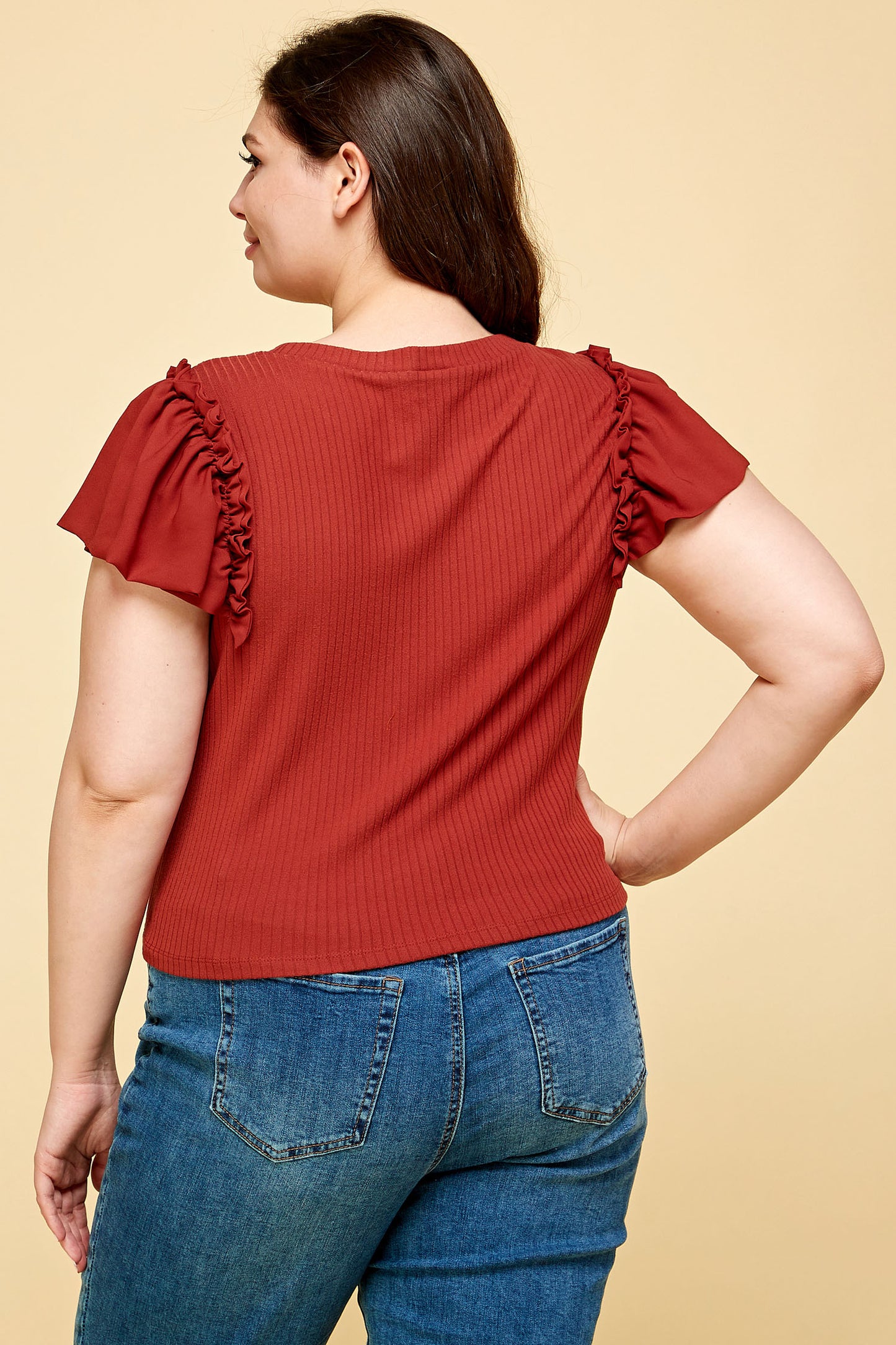 PLUS SIZE RIBBED SHORT SLEEVE TOP